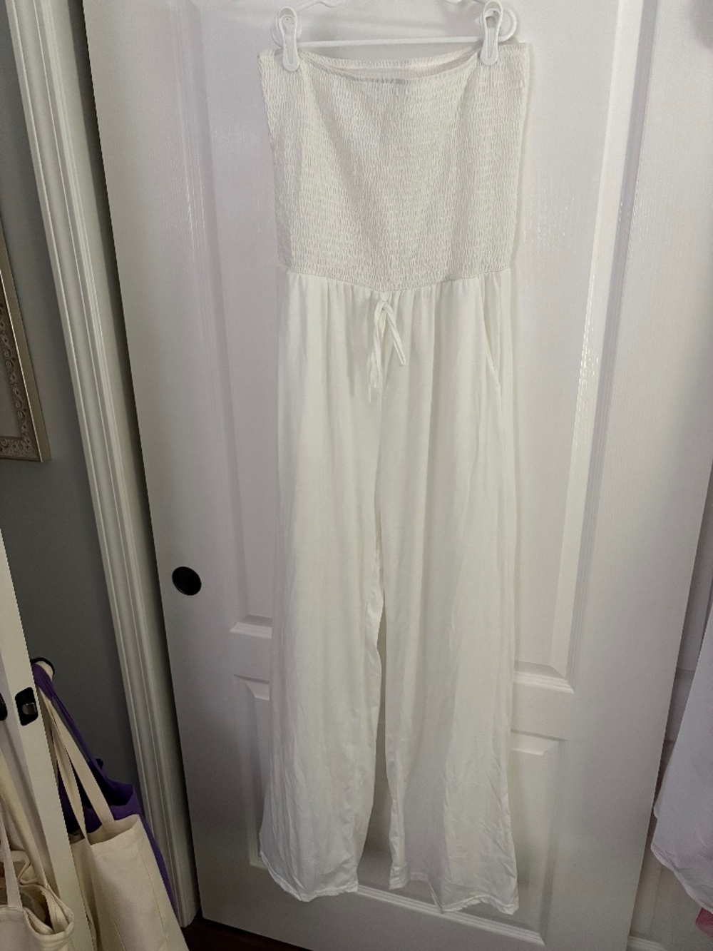 Sleeveless White Jumpsuit, Women’s Size Large